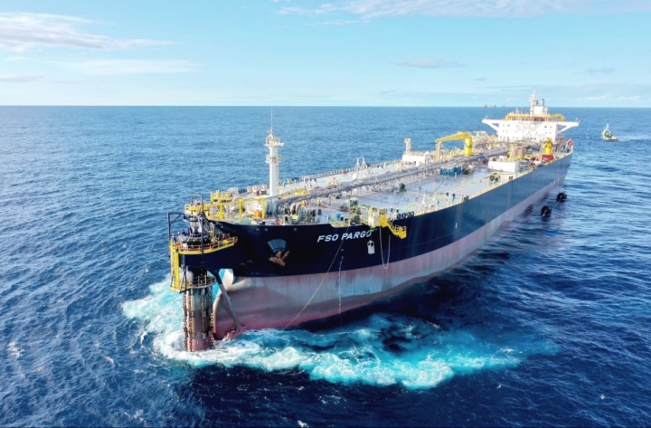 Perenco начала перезапуск двух морских месторождений у берегов Бразилии