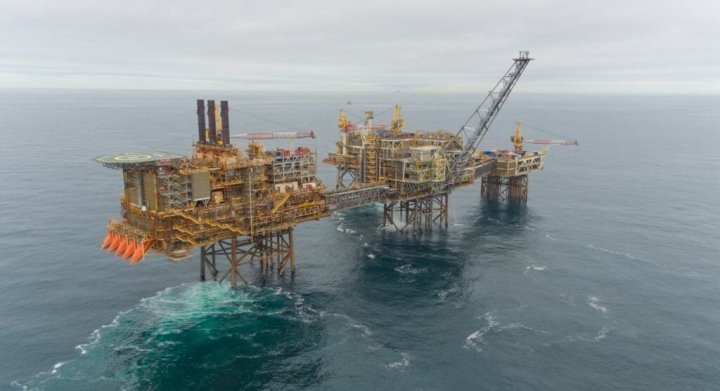 Работники CNOOC в Северном море добились повышения зарплат