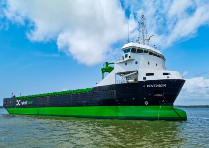AtoB@C Shipping предоставит гибридное судно для перевозок Rottneros