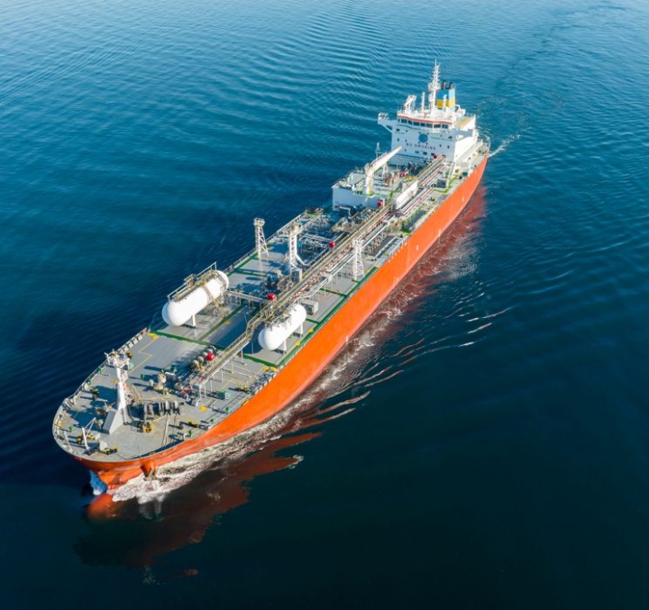 K Shipbuilding построит для Греции два танкера под СПГ и метанол