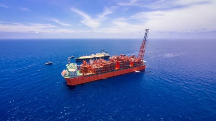 Eni одобрила новый плавучий СПГ-проект Coral North в Мозамбике