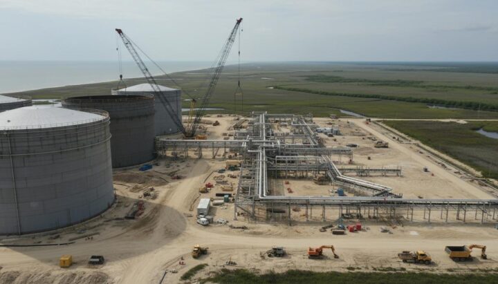 Caturus завершила коммерческую подготовку проекта Commonwealth LNG в Луизиане